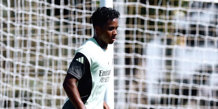 Sem espaço, Endrick decide deixar o Real Madrid