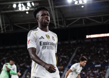 Respire fundo antes de ver quanto vale a mansão de Vinícius Júnior que pegou fogo
