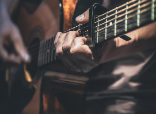 Banda de rock acabou em 2013, mas ainda continua sendo a mais escutada no Brasil