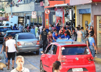 O comércio vai abrir no feriado do 12/10?