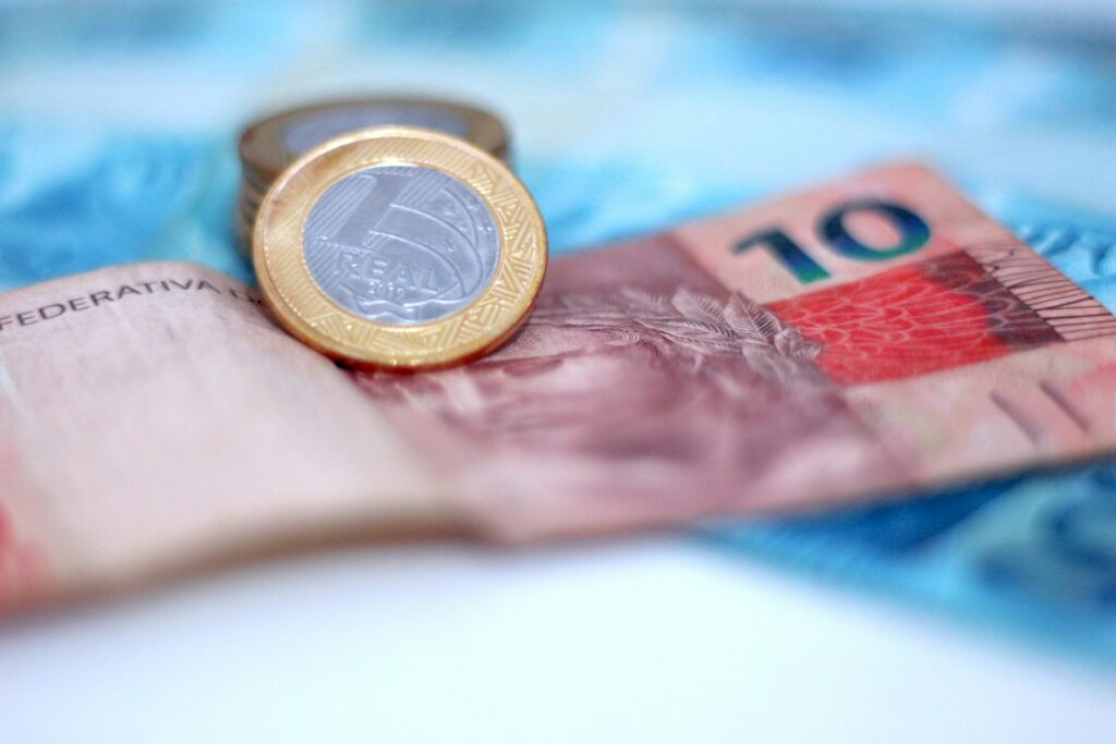Governo bate o martelo e vai pagar 13º salário do INSS em novembro; veja datas