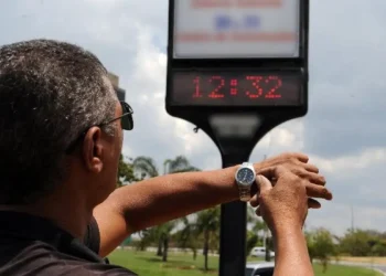 Governo confirma: Horário de Verão volta em 2025?