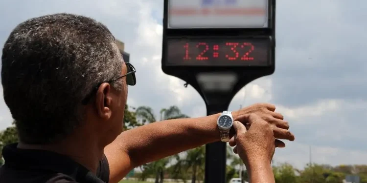 Governo confirma: Horário de Verão volta em 2025?