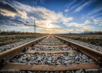 Viagem de trem até o Peru? Brasil prepara a construção de nova ferrovia transcontinental