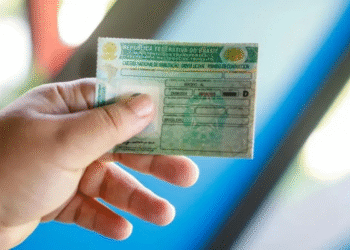 Se essa lei for aprovada, seu jeito de dirigir pode te fazer perder a CNH e gerar uma multa de R$ 3 mil