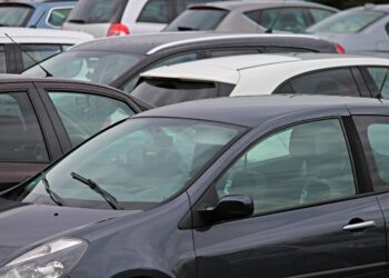 Nova lei aprovada coloca ponto final para quem ganha dinheiro como flanelinha