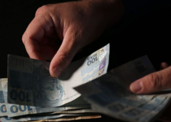 14º salário está “confirmado” no Brasil para quem ganha até R$ 5 mil