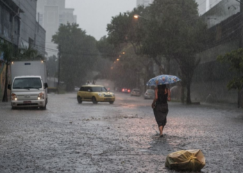 18 estados brasileiros ainda estão com forte alerta de chuva; veja quais