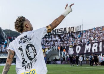 Após sofrer nova lesão, Neymar vai ser tratado por médico conhecido como “Doutor Milagre”