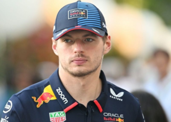 Após perder o título da Fórmula 1, Max Verstappen foi comunicado sobre demissão da Red Bull