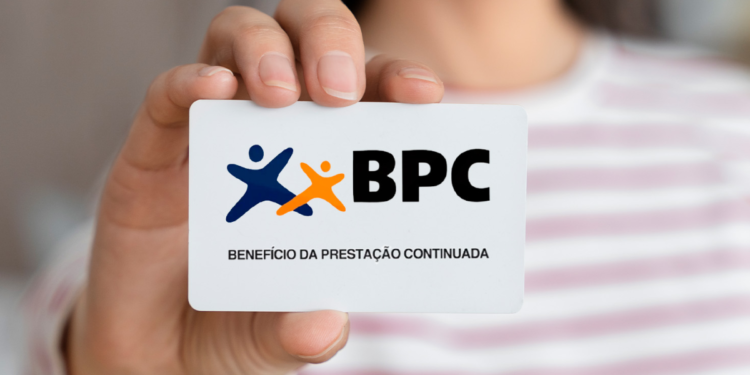 BPC será depositado antes do Natal para brasileiros; confira as datas
