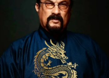Steven Seagal retorna às telas com novo filme de artes marciais