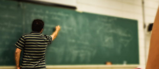 Salas de aula do Ensino Médio agora terão câmeras funcionando 24 horas