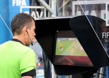 FIFA amplia uso do VAR