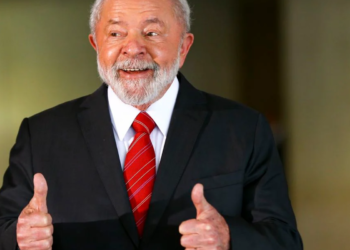 Líder do PT revela as 2 maiores mudanças que Lula quer fazer no Brasil em 2026