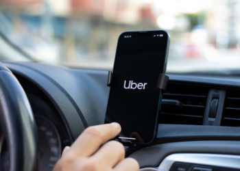 Novo golpe: usuários da Uber estão pagando o dobro em viagens sem perceber