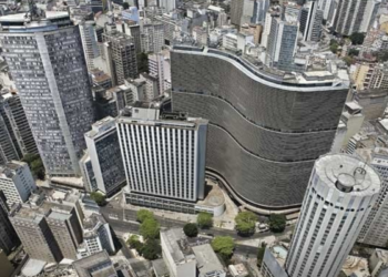 Prédio gigantesco em São Paulo voltará a ser uma agência bancária após anos desativado