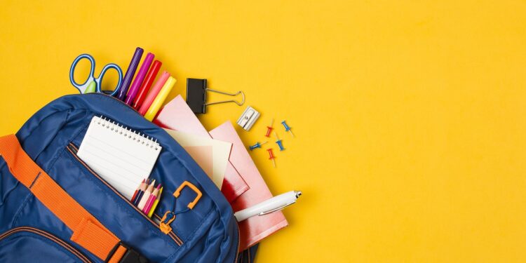 Alunos da rede municipal de ensino vão receber novo cartão de crédito do Governo
