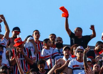 Torcedores do São Paulo recebem alerta urgente sobre o rebaixamento do clube em 2026