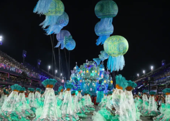Adeus, escolas de samba: governo deve barrar desfiles de Carnaval em 2026