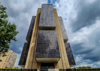 Alerta do Banco Central para quem tem conta corrente ou poupança na Caixa Econômica
