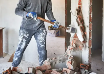 Barulho de obra em prédios só pode ser feito até esse horário no Brasil, depois disso é proibido por lei