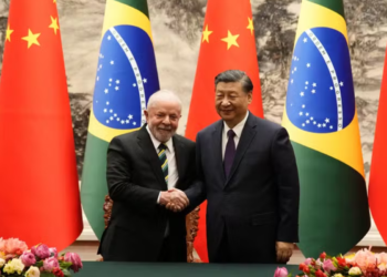China abre a mão e anuncia projeto de R$ 10 bilhões no Sul do Brasil