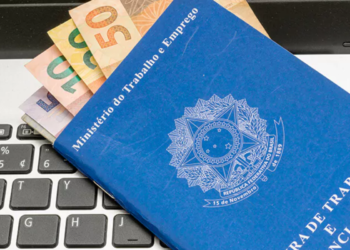 Empresa bilionária anuncia “14º salário” de pelo menos R$ 2.751,20 para os funcionários