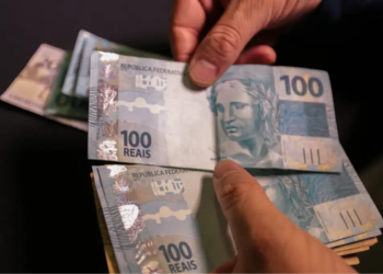 Governo surpreende e vai cortar 7,5% do salário mínimo em 2026?