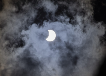 Maior eclipse de todos os tempos acontecerá em breve e o mundo vai apagar por alguns minutos