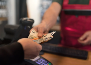 Preço de serviço fundamental aumenta 6% e pega brasileiros de surpresa