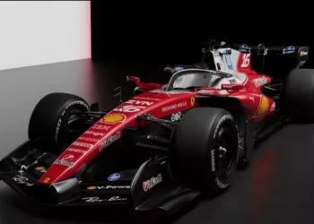 Revelado o carro da Ferrari que Lewis Hamilton usará em 2026 na Fórmula 1