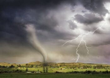 Tornados e tsunamis colocam a América do Sul em alerta em 2026