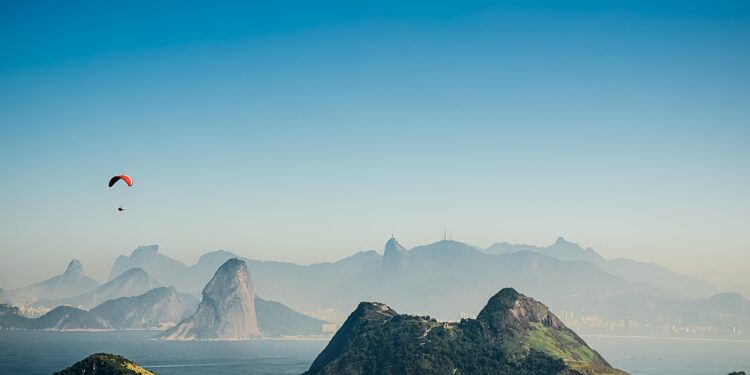 Quem gosta de adrenalina precisa ficar atento ao que vai acontecer no céu do Brasil no dia 28/01