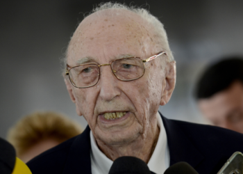 Brasileiro com o maior tempo de CLT do país trabalhou 86 anos na mesma empresa