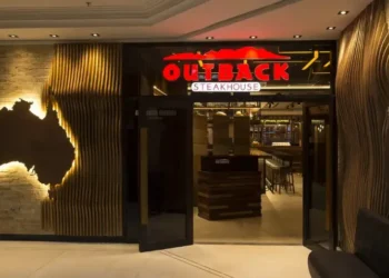 Outback lança novo menu de café da manhã com 12 opções a partir de R$ 15,90