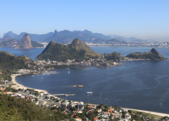 Cidade paradisíaca, eleita a mais limpa do Brasil, já foi capital do país