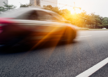 Cuidado ao cruzar o Sul de carro: limite de velocidade máxima foi ajustado para 130 km/h