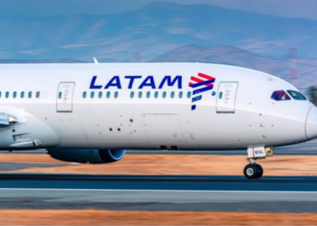 Latam confirma o fim das atividades após a prisão do piloto do avião; profissional está fora da empresa