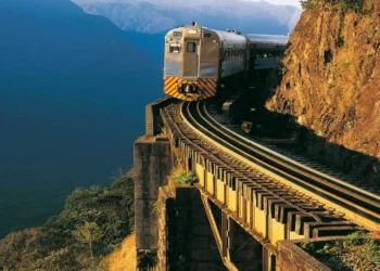 Passeio de trem no Brasil é o 14º mais bonito do mundo, revela ranking internacional