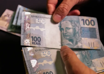 Aposentados e pensionistas do INSS vão receber adicional de Páscoa no próximo mês
