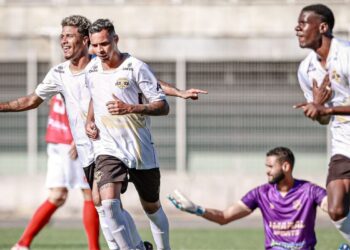 Jogo de futebol