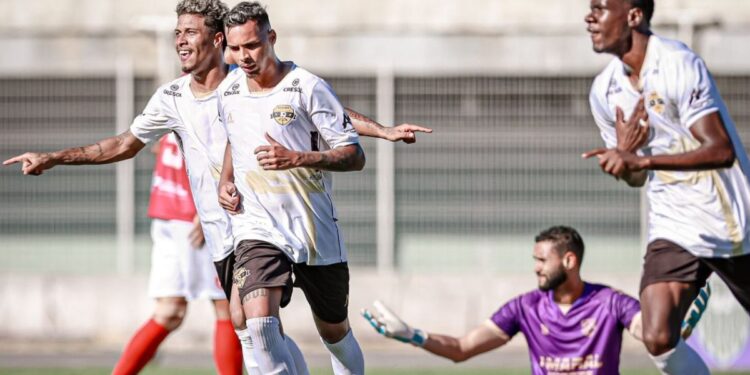 Jogo de futebol