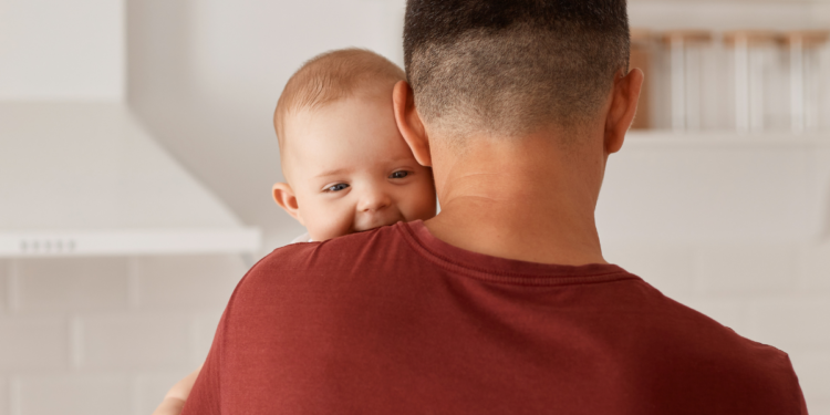 Homens que tiverem filhos poderão se afastar por até 20 dias do trabalho