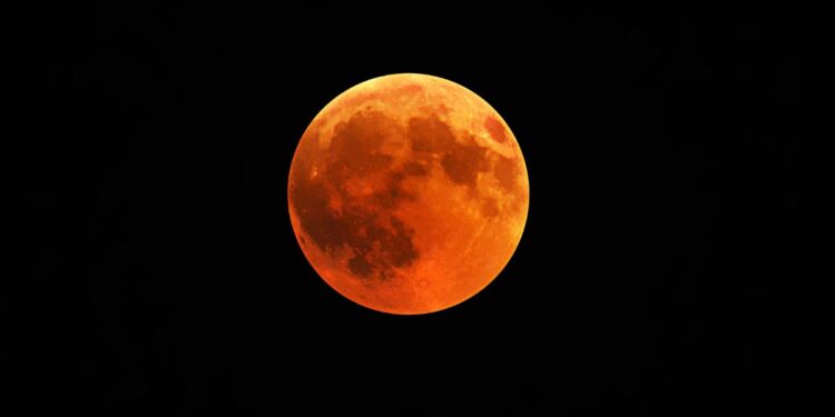 Fenômeno deslumbrante ocorreu nesta madrugada no Brasil