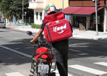 Quem costuma pedir delivery deve se preparar para as novas regras que podem entrar em vigor no Brasil