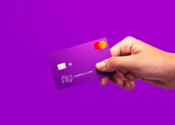 Quem tem cartão Nubank poderá passar reto sem pagar em pedágios no Brasil