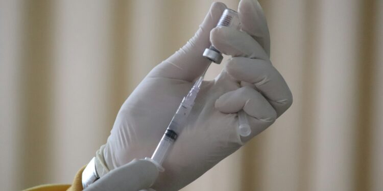 Anvisa faz alerta para todos brasileiros sobre as vacinas da Covid