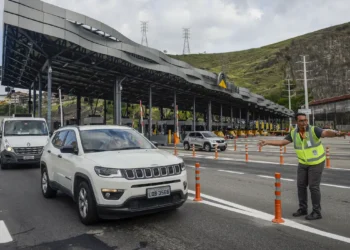 Projeto de lei pode zerar pedágios no Brasil