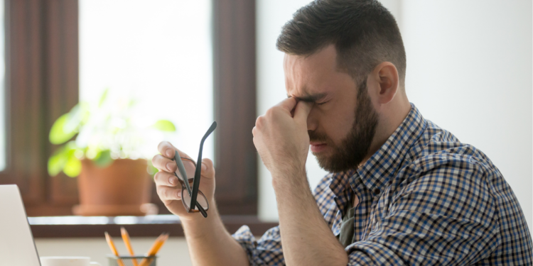 Essa é a faixa de idade em que os homens mais ficam estressados